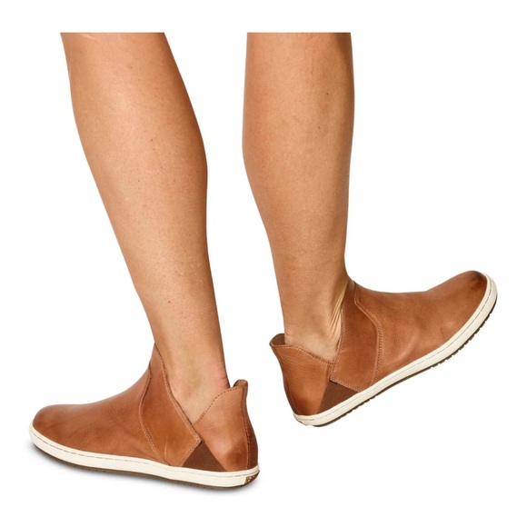 Taos Unity Boot - Picture 1 of 11